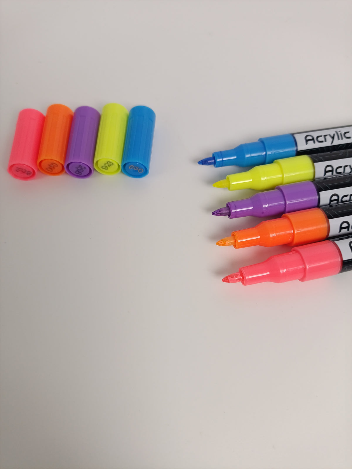 Flysea Pro Colour Series Acrylic Markers – Assorted Macaron Tones (22 Pack)
