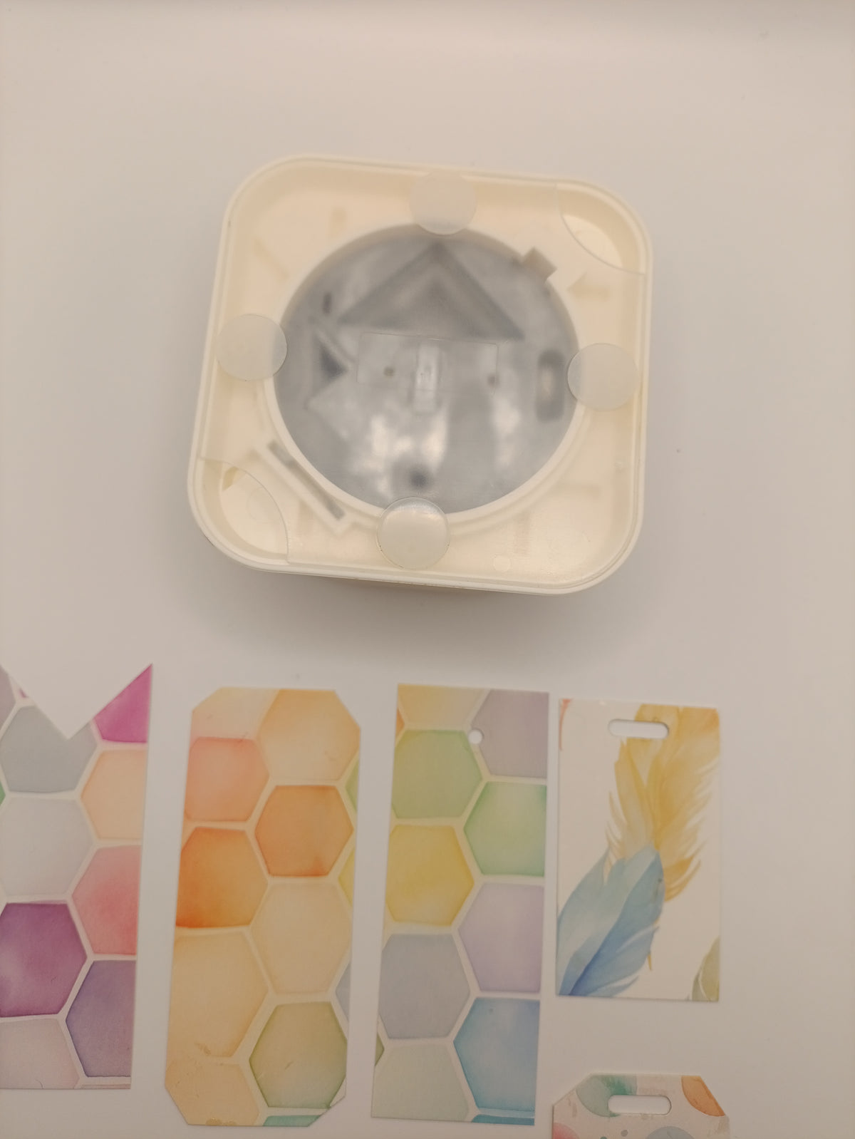 4-in-1 Label Tag Punch